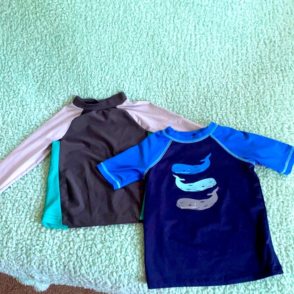 Boys rash guards size 5
